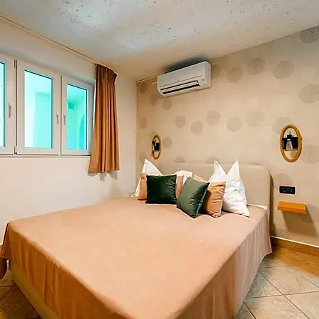 Terezija 3* Baška