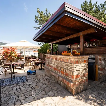 فندق Terezija 3*